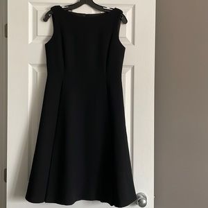 ❄️Lafayette 148 black midi dress